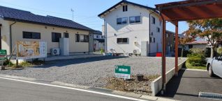 ¥950万円(20万円/坪)、156.53㎡(約47.3坪)小布施駅前分譲地、最後の1区画
㈱イマイ企画の建築条件付き