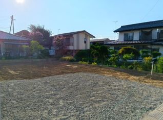 建築条件付き！東町の宅地。
166.67㎡（約50.4坪）￥8,000,000-（約15.87万円/坪）